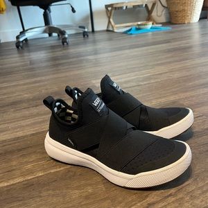 Vans slip on shoes 7.5